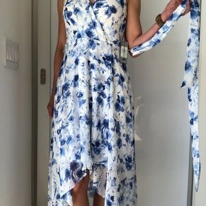 Pretty Karl Lagerfeld Dress NWT 8